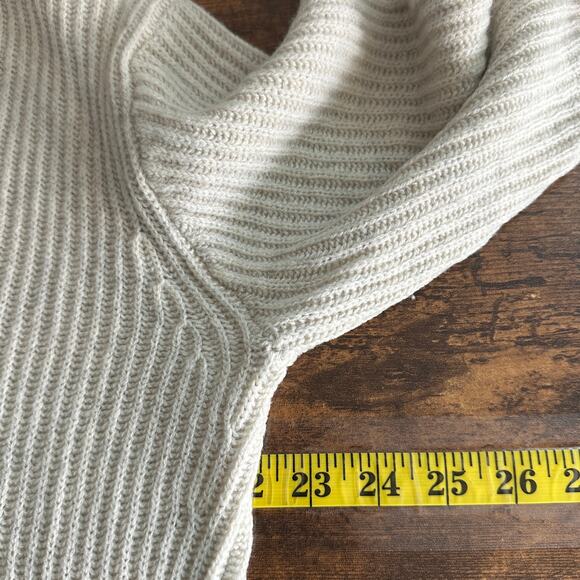 Madewell Woodside 100 Merino Wool Sweater Medium Relaxed Beige Preppy Boho EUC - Picture 3 of 8